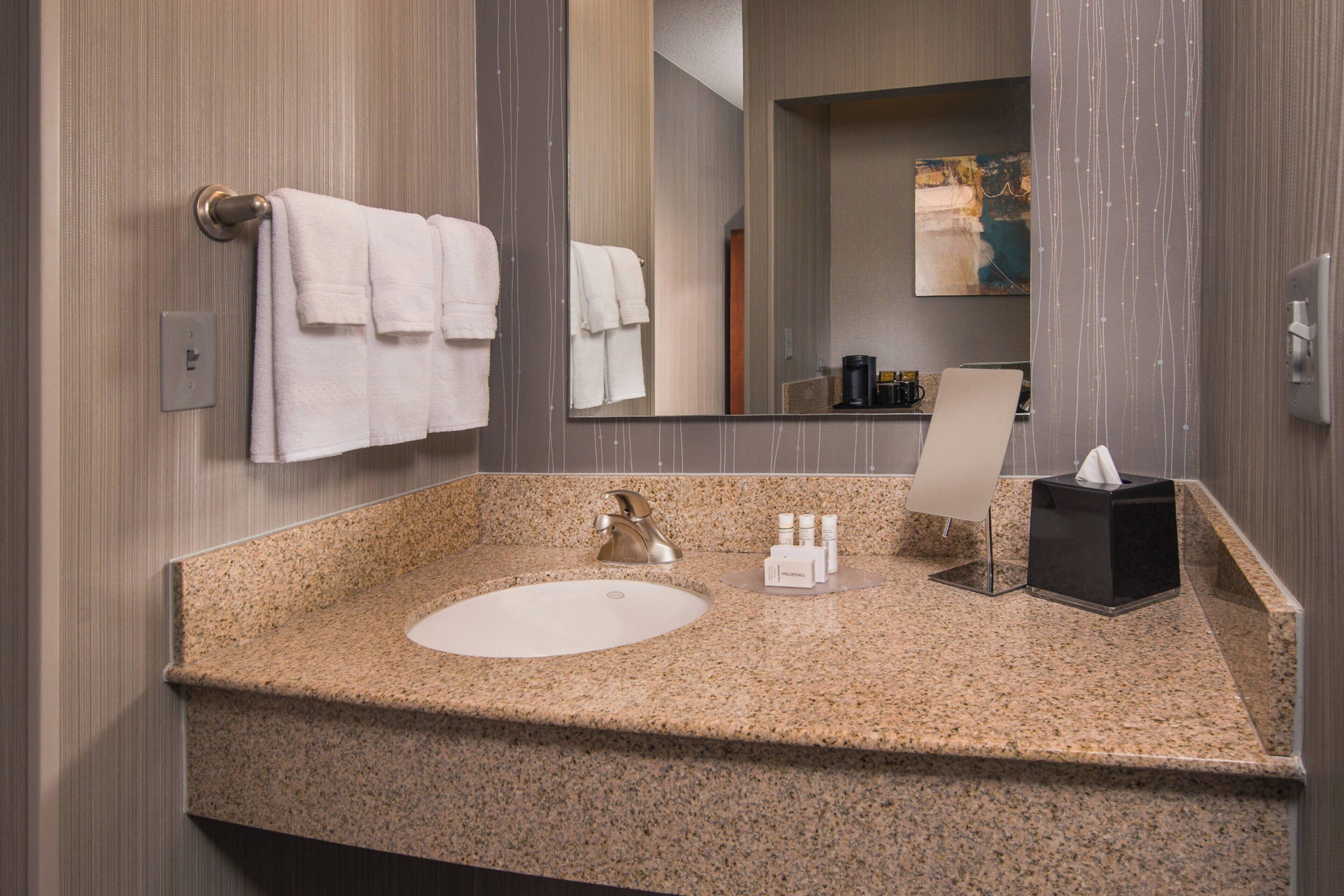 combined shower/bathtub, free toiletries, hair dryer, towels