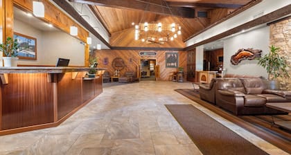 Best Western Plus Tree House