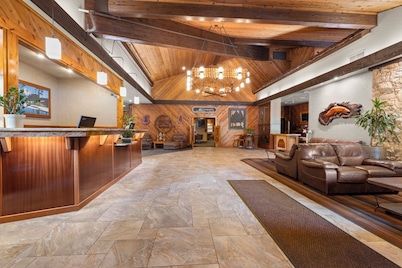 Best Western Plus Tree House