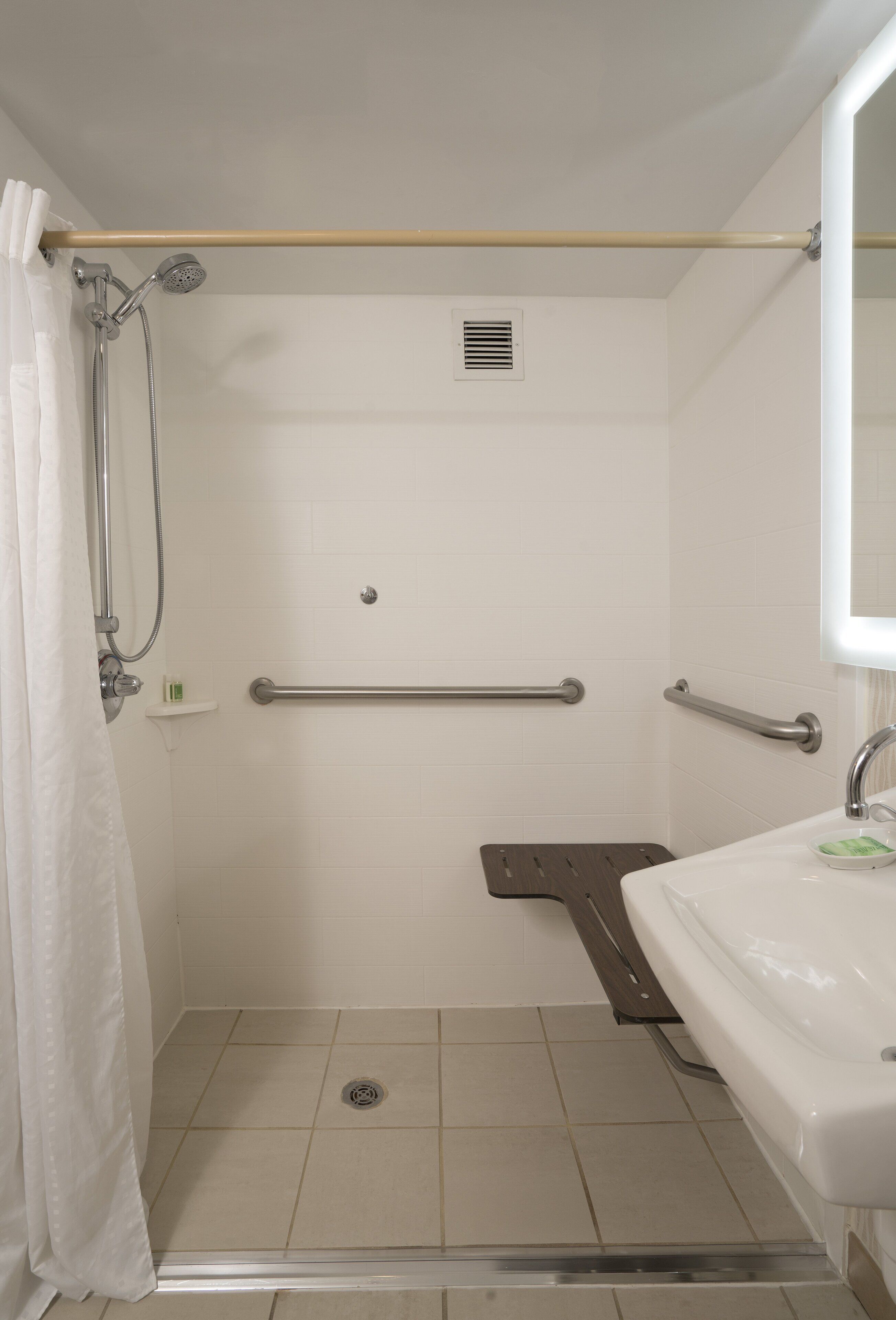 Photo - Holiday Inn Washington-Central/White House by IHG