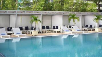 Außenpool, geöffnet von 07:00 Uhr bis 19:00 Uhr, Cabañas (kostenlos)