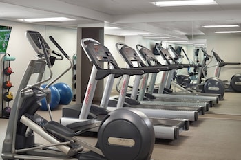 Fitness center at Courtyard by Marriott Miami Coconut Grove