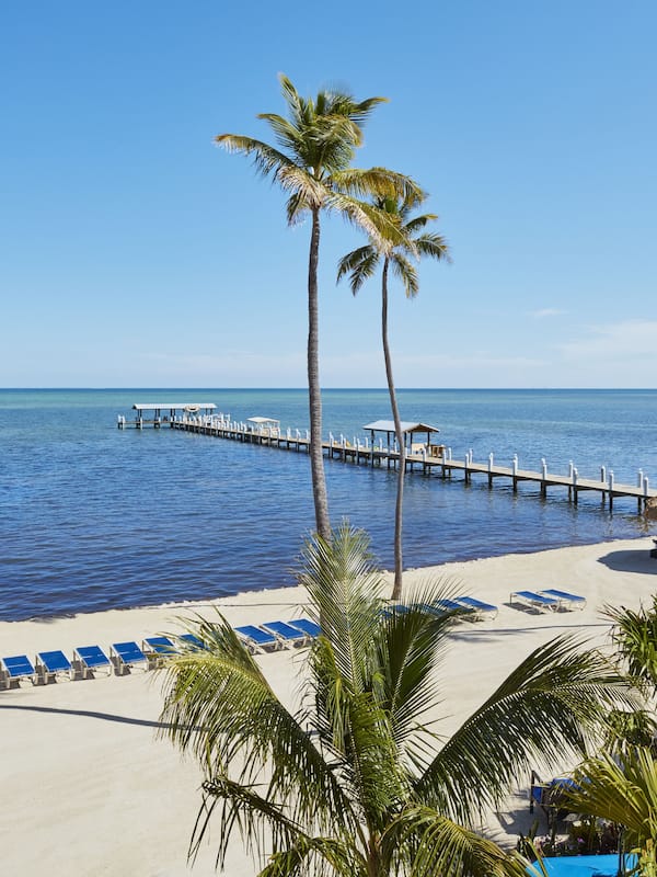 Private beach, sun loungers, beach umbrellas, beach towels