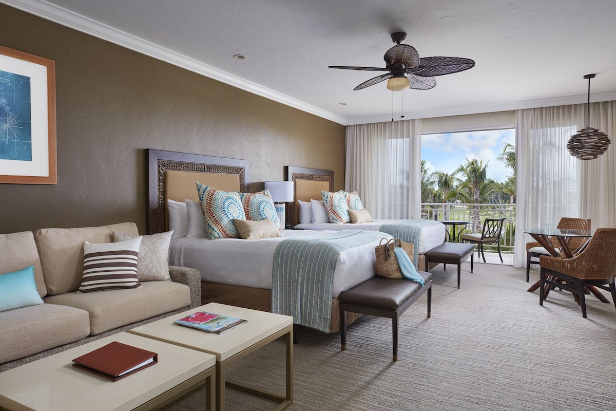 Premium bedding, in-room safe, desk, laptop workspace