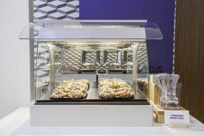 Tägliches inbegriffenes Frühstücksbuffet