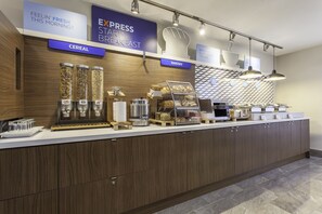 Free daily buffet breakfast - Holiday Inn Express & Suites Mississauga-Toronto Southwest by IHG (Mississauga)