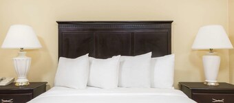 Hawthorn Extended Stay by Wyndham Columbus North