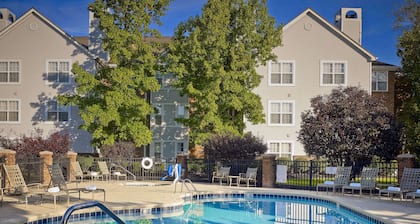 Sonesta ES Suites Cincinnati - Sharonville East