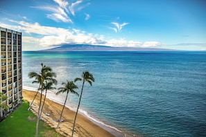 Room, 1 Bedroom, Oceanfront (Unit #912, 1 Bath) | Balcony view