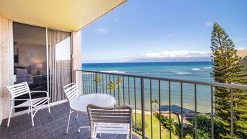 Appartement, 1 slaapkamer, uitzicht op oceaan | Uitzicht vanaf balkon