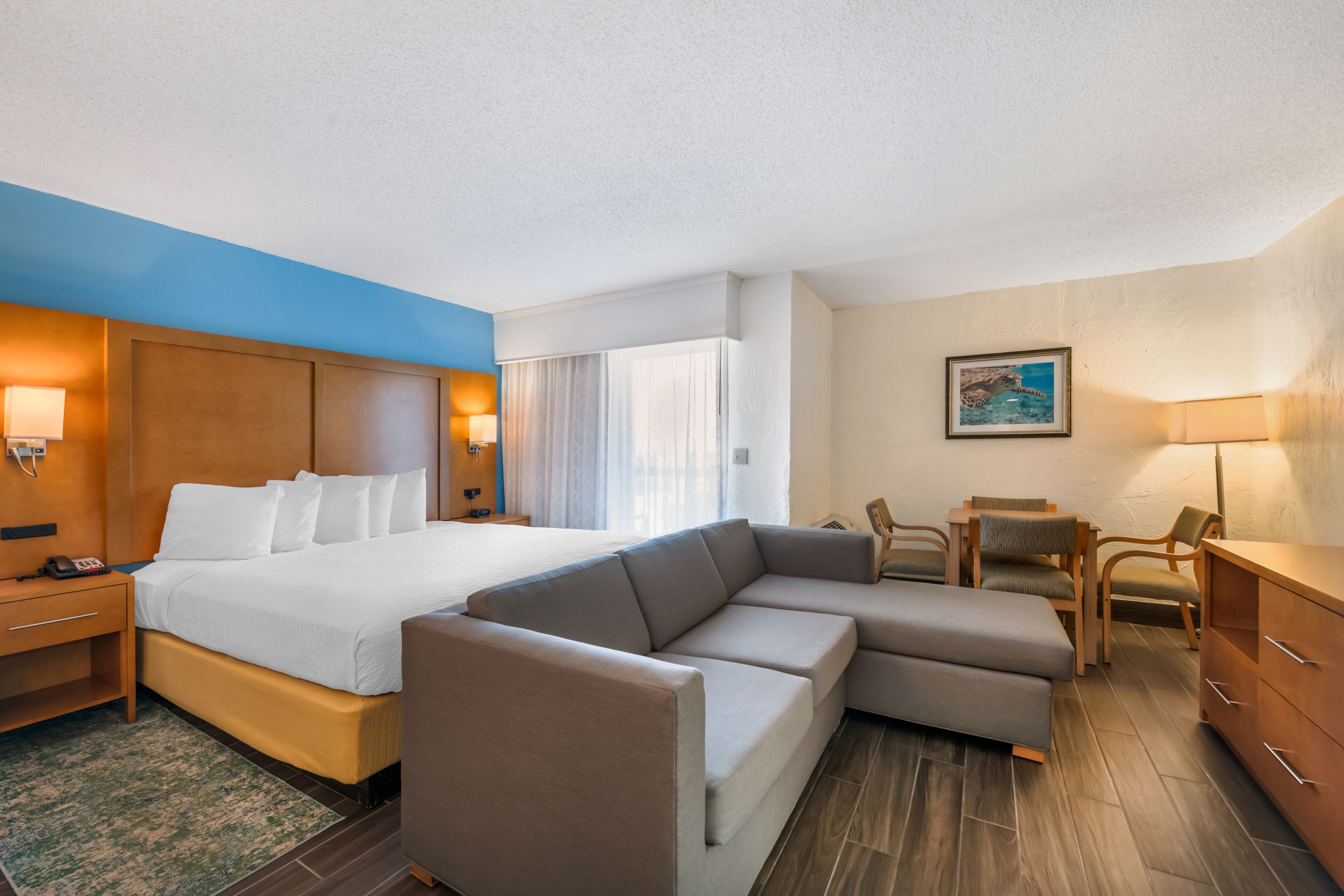 Premium bedding, in-room safe, blackout drapes, iron/ironing board