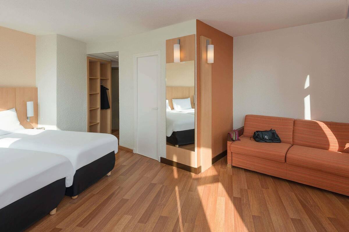 Desk, iron/ironing board (on request), free WiFi, bed sheets