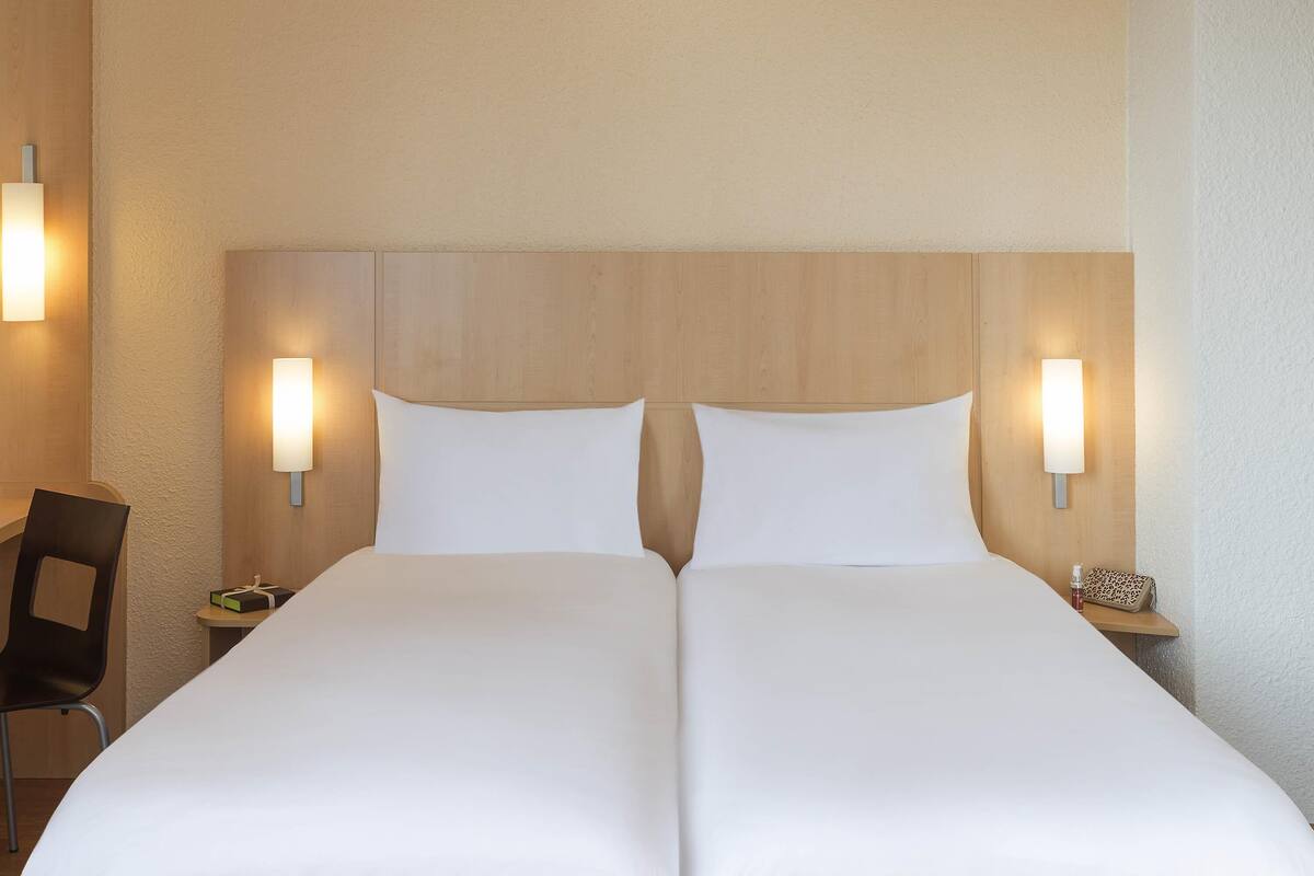 Desk, iron/ironing board, free WiFi, bed sheets