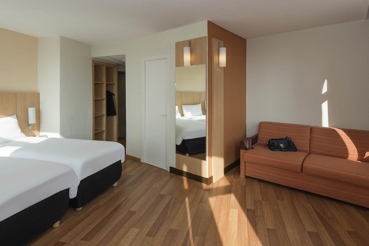 Double Room, Multiple Beds