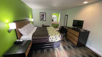 Standard Single Room, 1 King Bed, Non Smoking | Desk, free WiFi, bed sheets