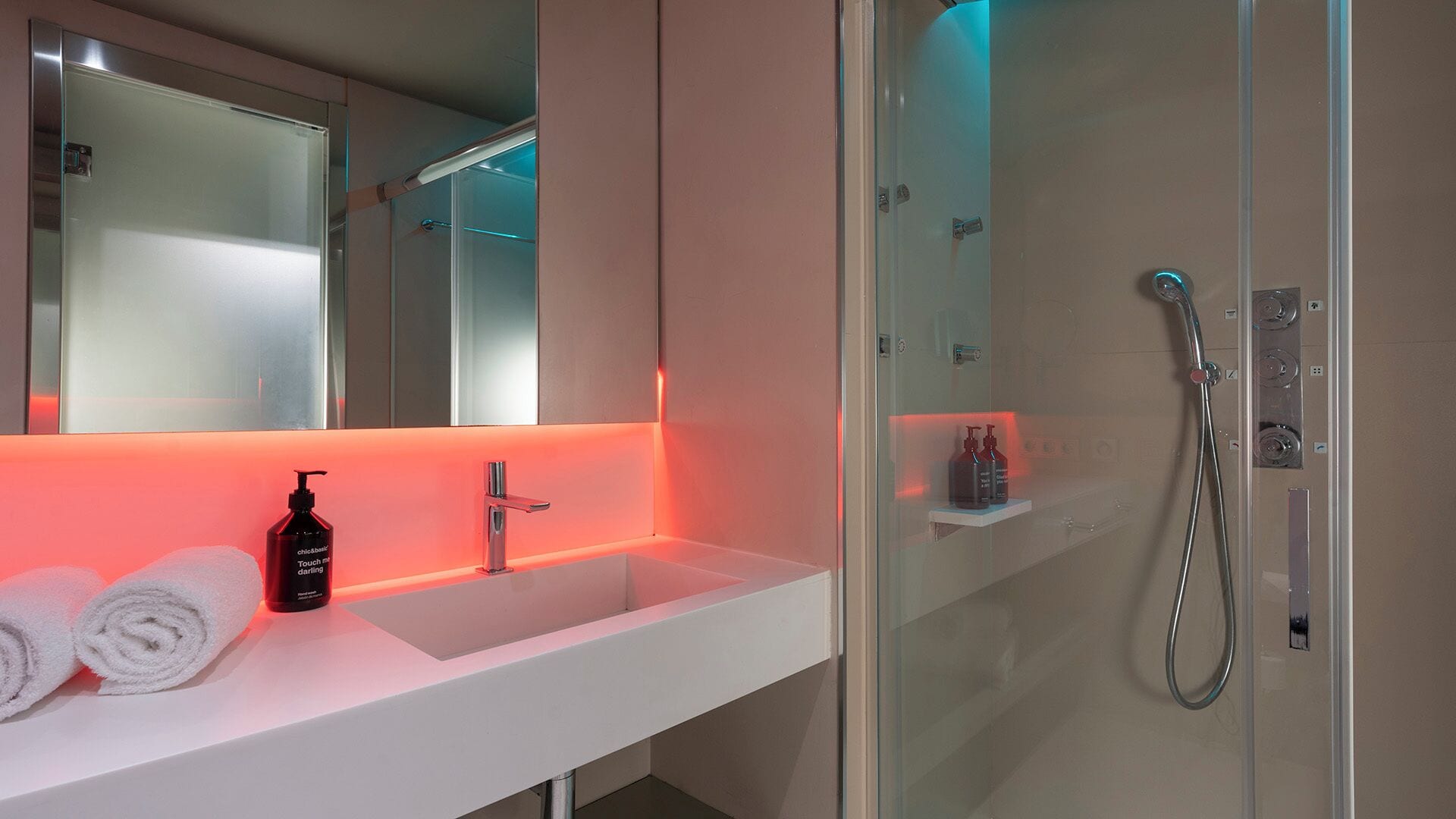 Foto - chic&basic Reding