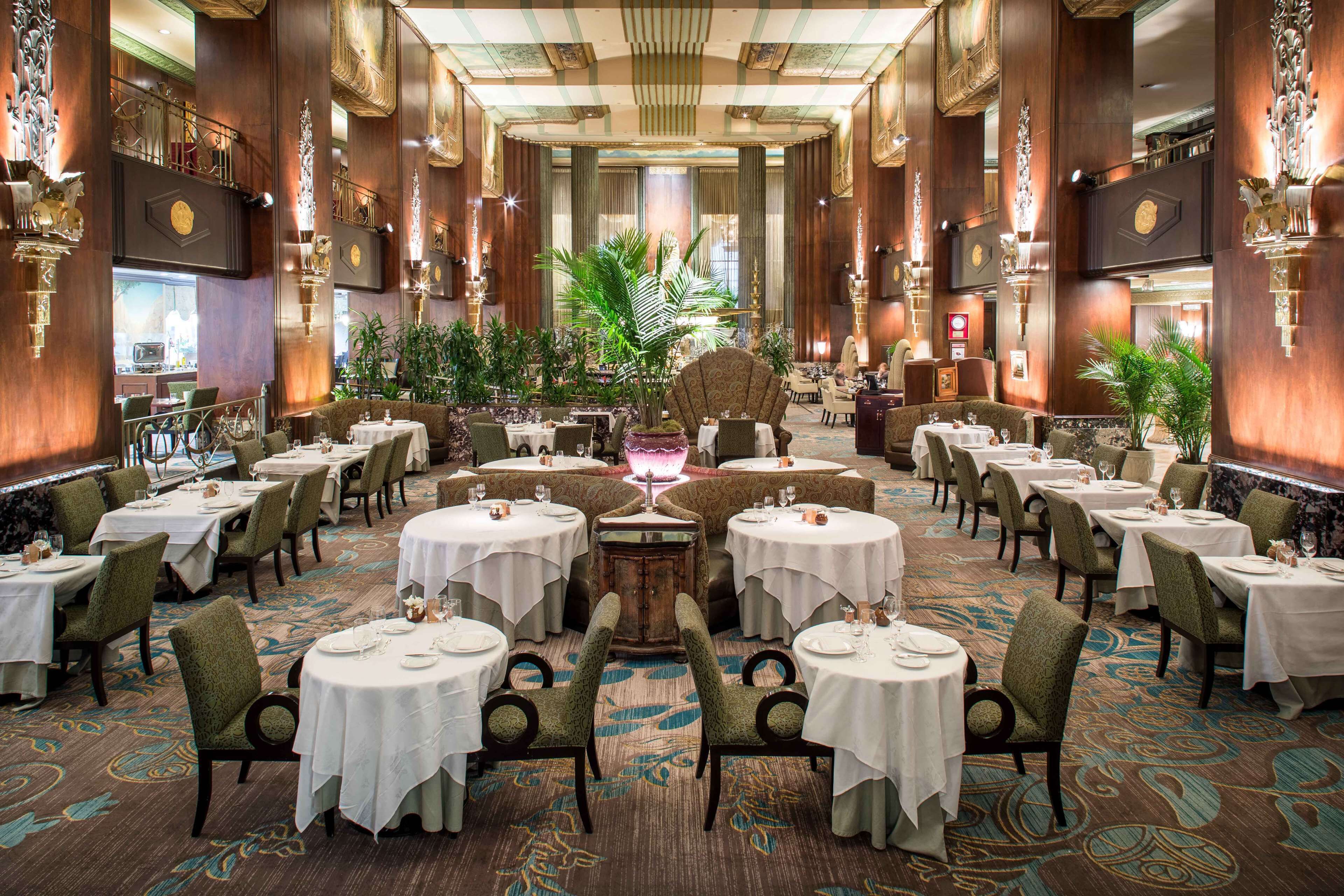 Photo - Hilton Netherland Plaza