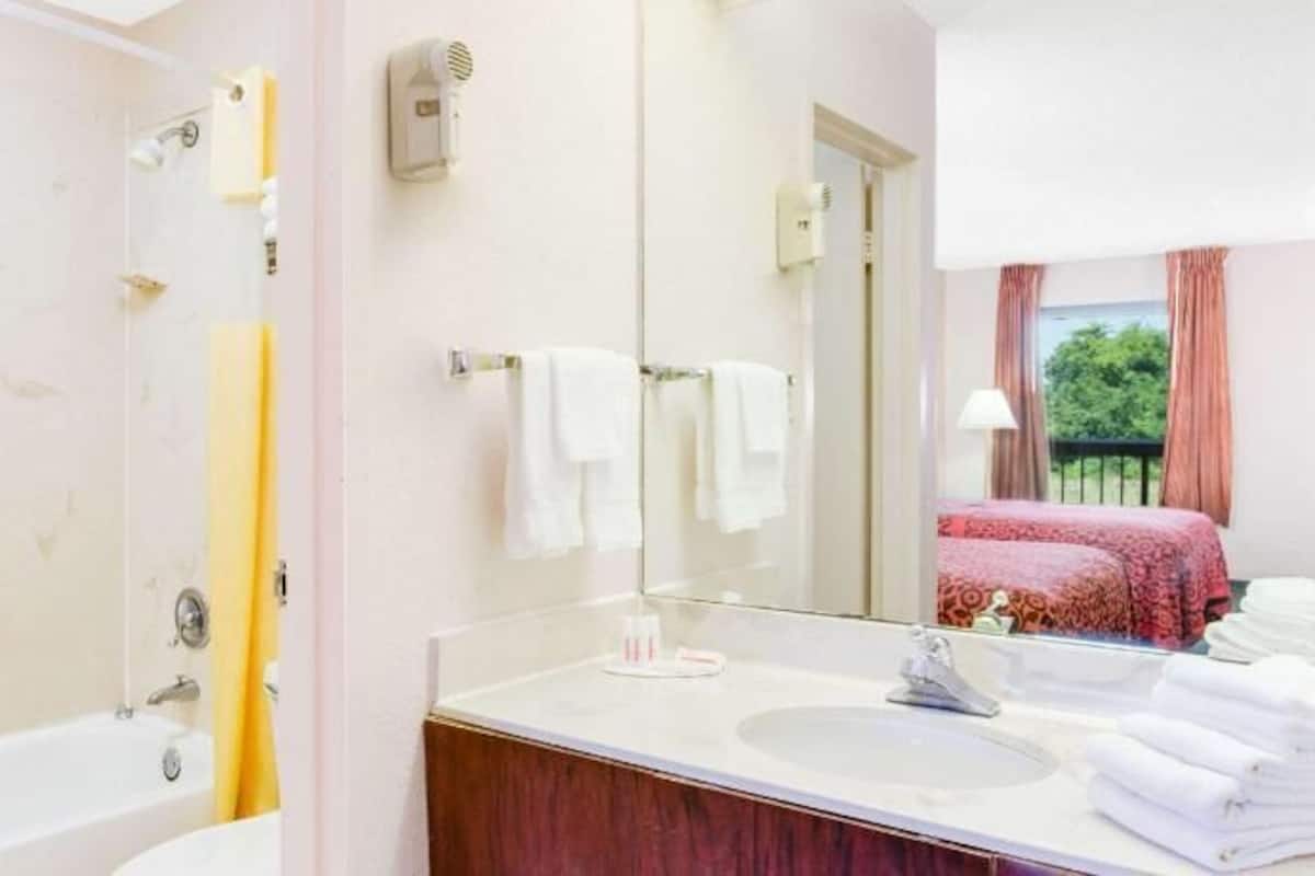 Bathroom | Shower, hair dryer, towels