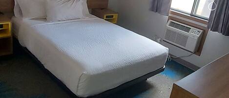 Desk, iron/ironing board, free WiFi, bed sheets