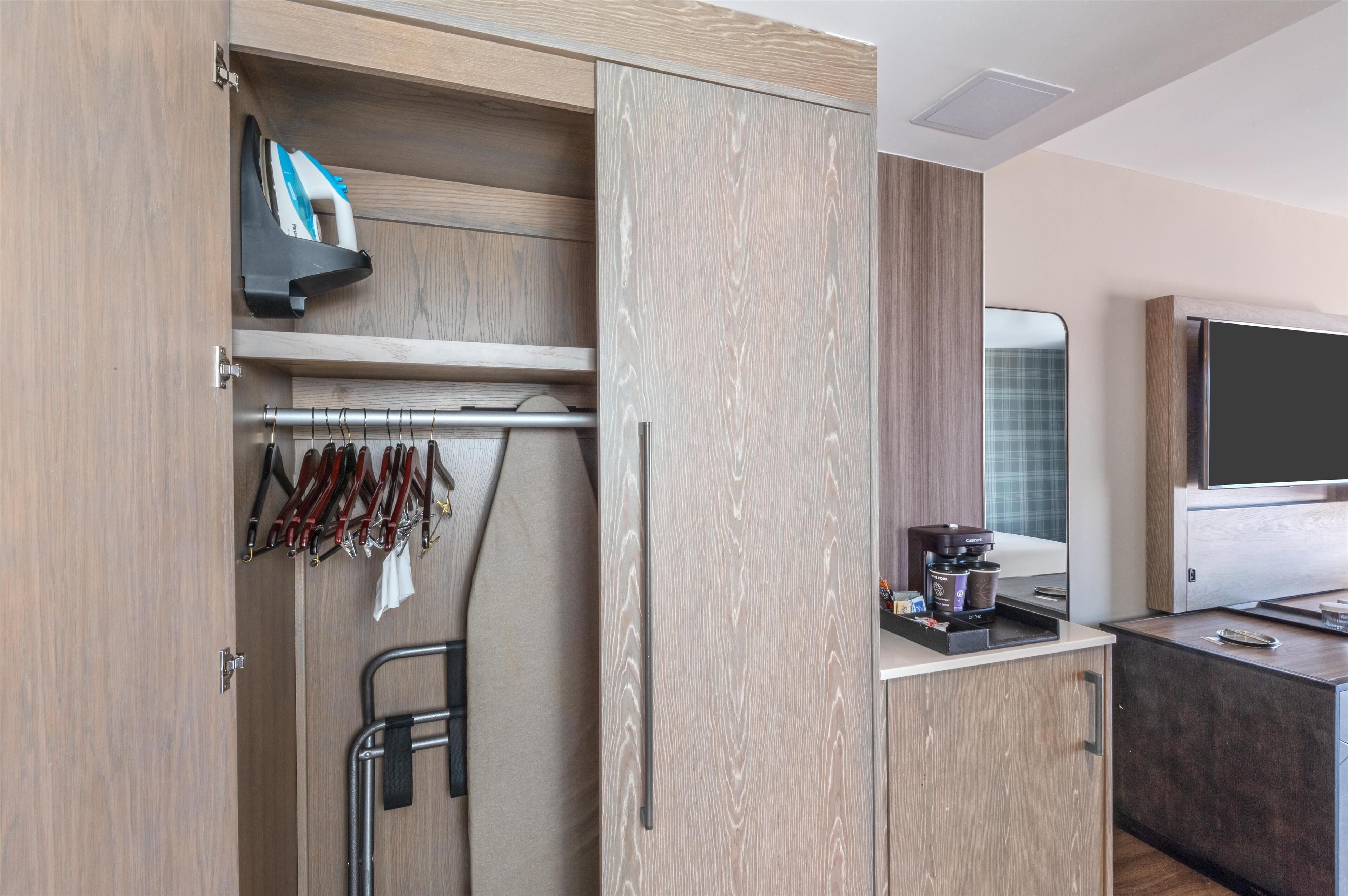 premium bedding, in-room safe, desk, blackout curtains