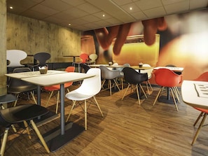 Daily buffet breakfast (EUR 12.90 per person)