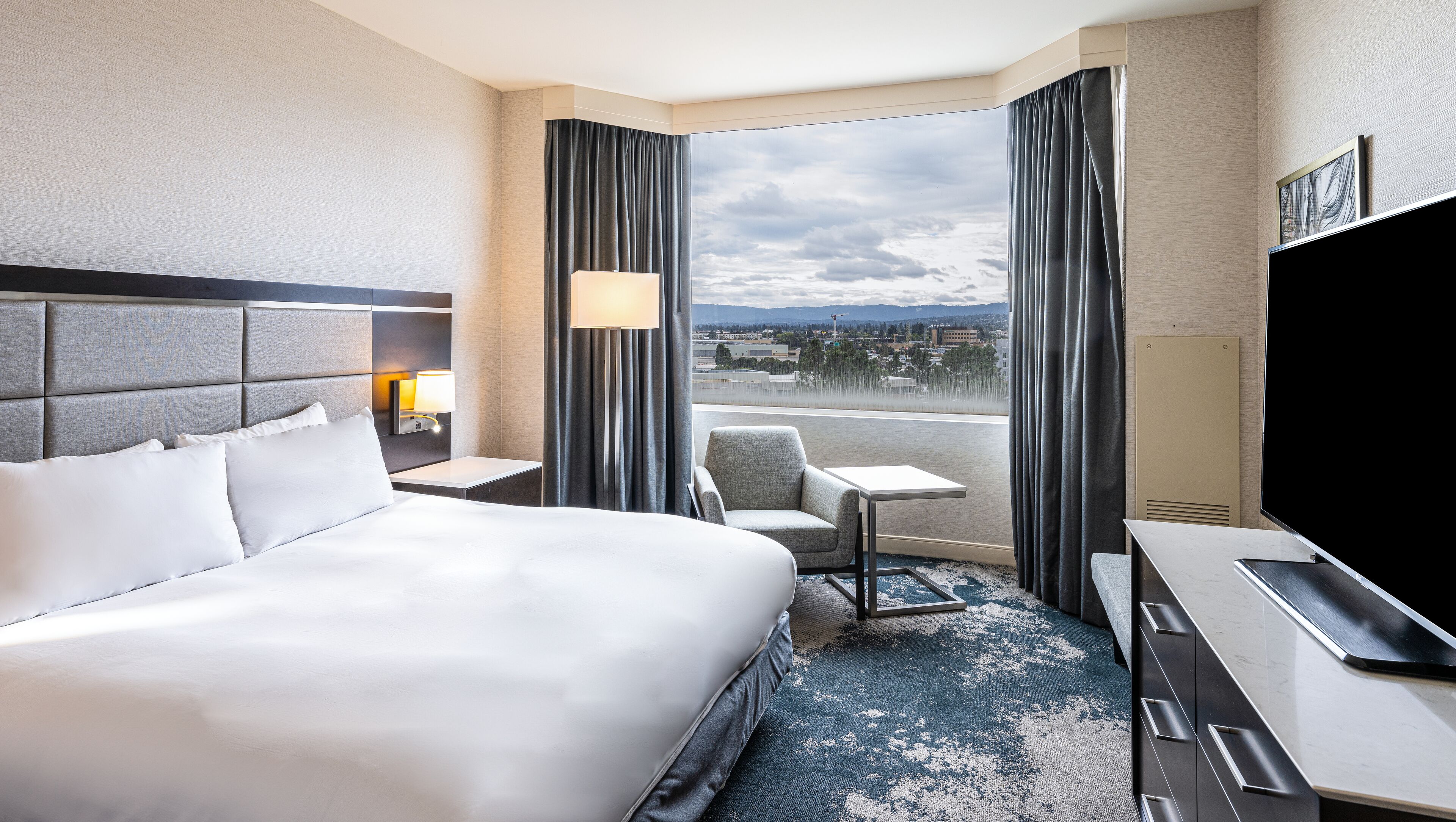 room, 1 king bed, lagoon view | 1 bedroom, egyptian cotton sheets, premium bedding, down duvets