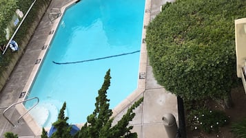 Utomhuspool