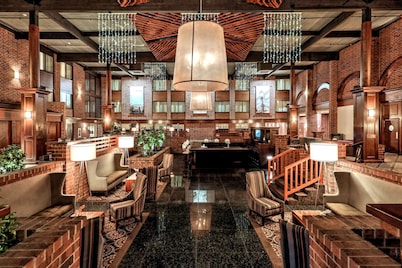 Best Western Premier The Central Hotel & Conference Center