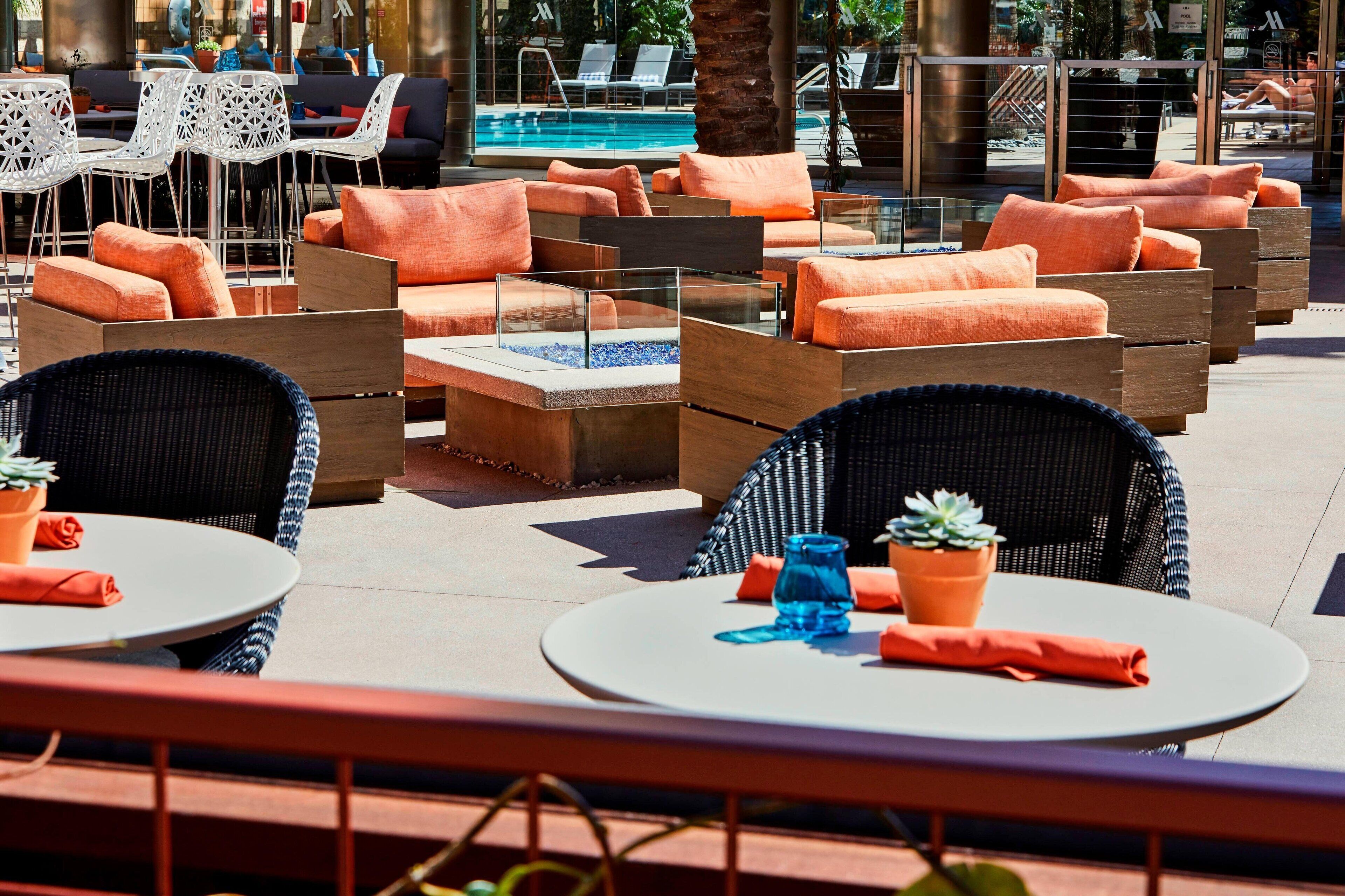 3 restaurants, breakfast, lunch, dinner served; american cuisine