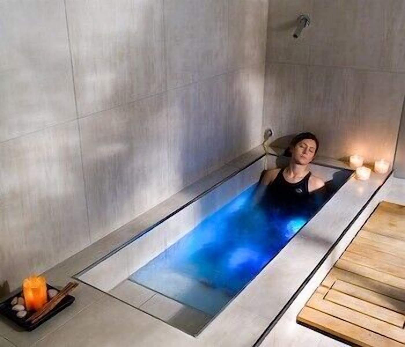 Bain à remous intérieur