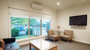 One Bedroom Apartment