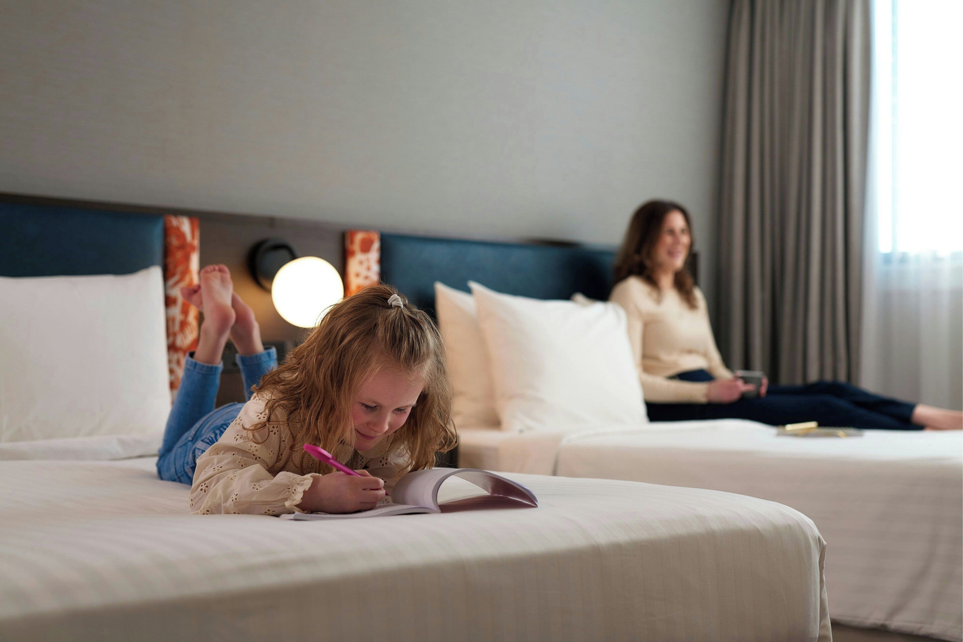 华丽客房, 2 张双人床 | 高档床上用品、羽绒被、加厚床垫、客房内保险箱