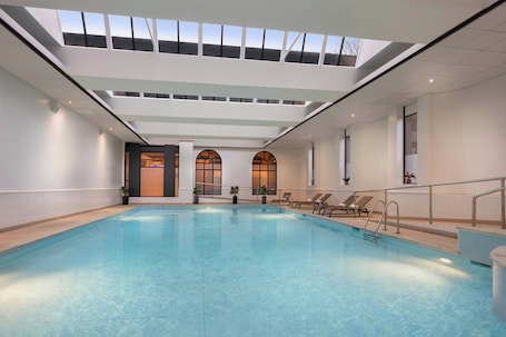 Indoor pool. Glasgow Marriott Hotel