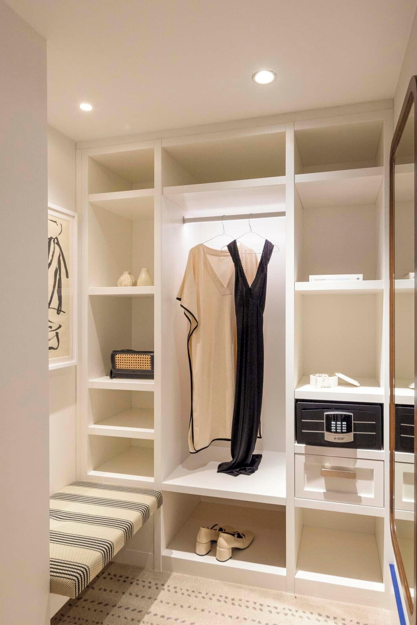 Minibar, in-room safe, desk, laptop workspace