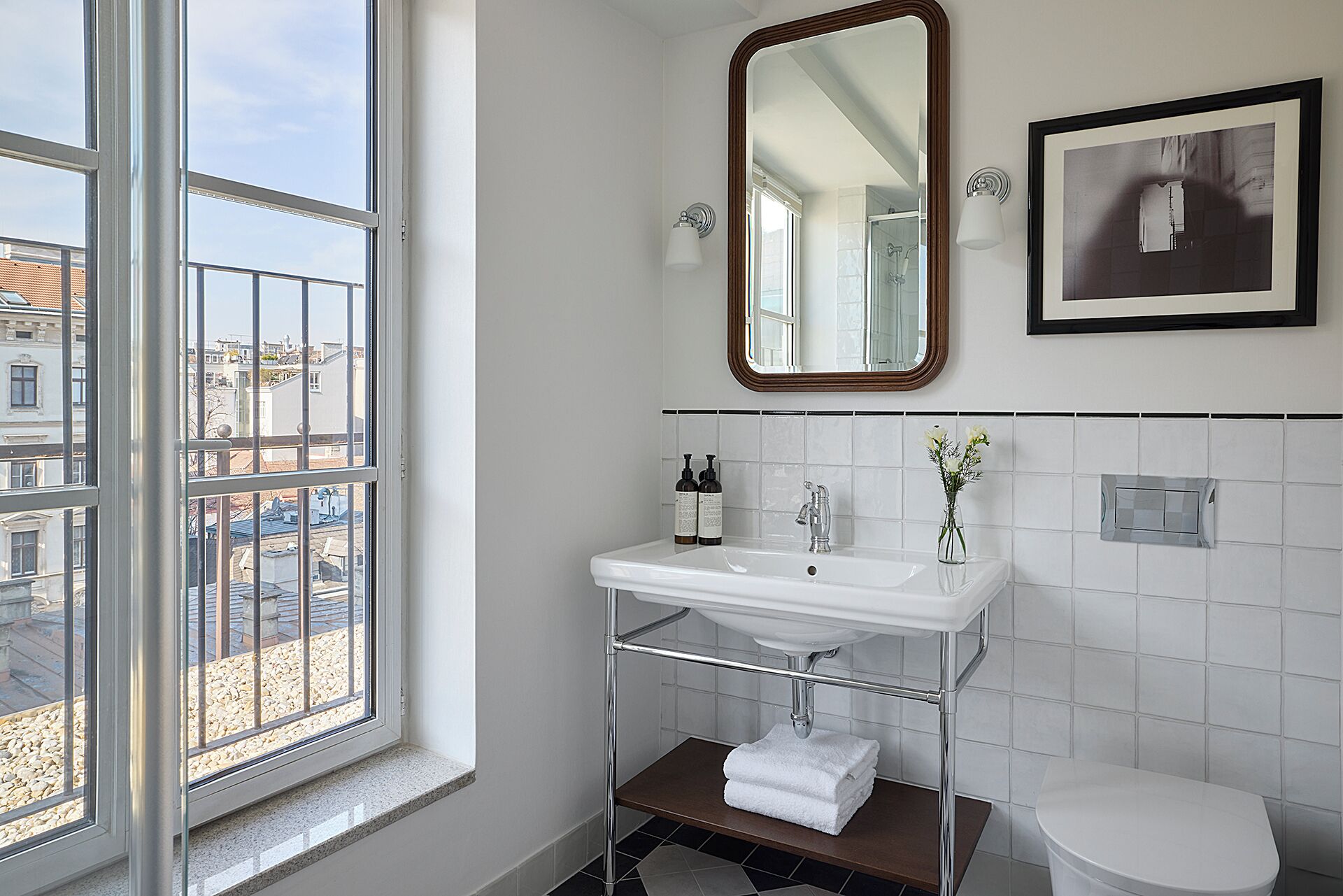 Photo - Miiro Spittelberg NEW OPENING