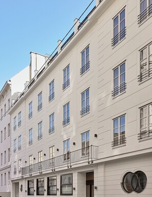 Front of property - Miiro Spittelberg NEW OPENING (Vienna)