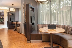 Property amenity - Courtyard by Marriott Portland Airport (Portland)