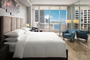Penthouse, 4 Bedrooms (Condo) | Hypo-allergenic bedding, in-room safe, desk, iron/ironing board