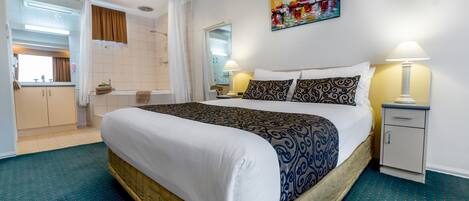 أغطية فراش متميزة ومكتب ومكواة/لوح كي وأسرّة أطفال/رضّع