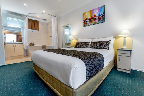 Melbourne's Princes Park Motor Inn