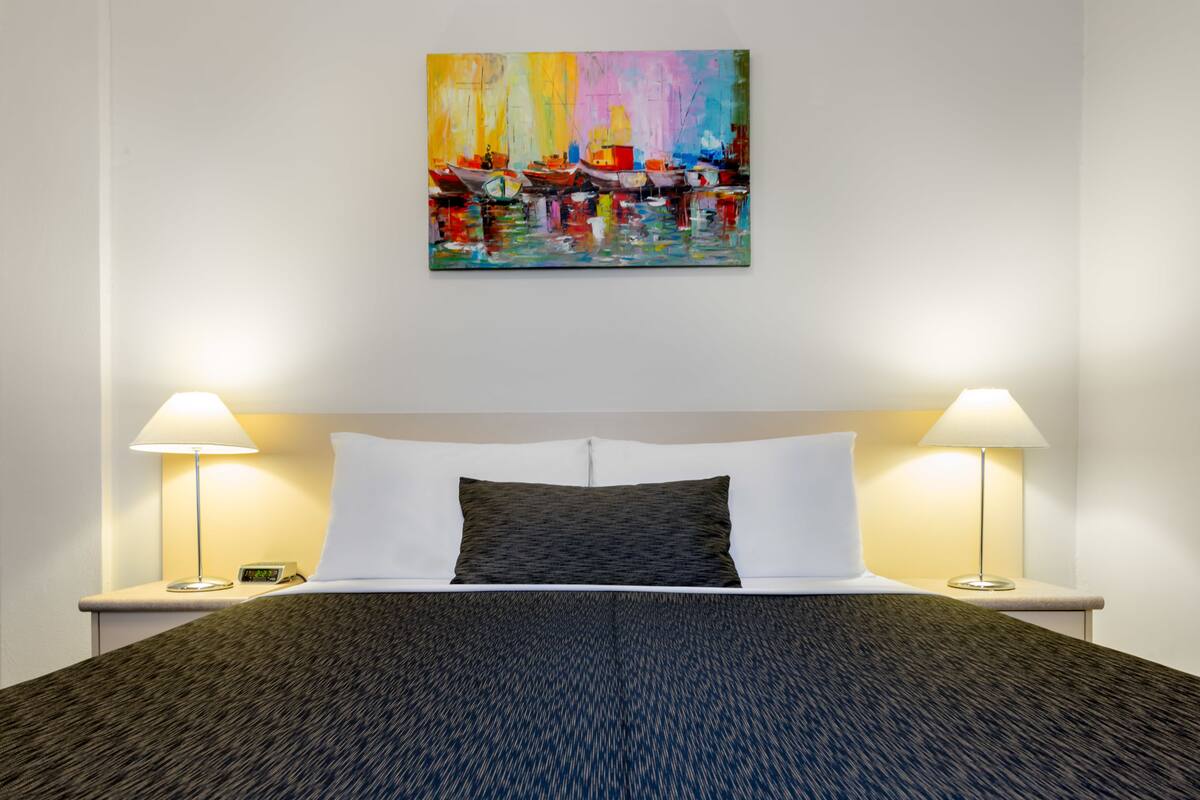 Deluxe One Bedroom Apartment | Premium bedding, desk, iron/ironing board, cribs (surcharge)