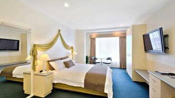 Premium bedding, desk, iron/ironing board, cribs/infant beds