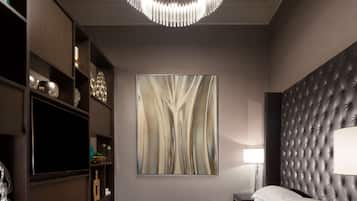Presidential Suite, 1 Bedroom | Peralatan tempat tidur premium, gebar bulu kapas, tilam berlapik, meja