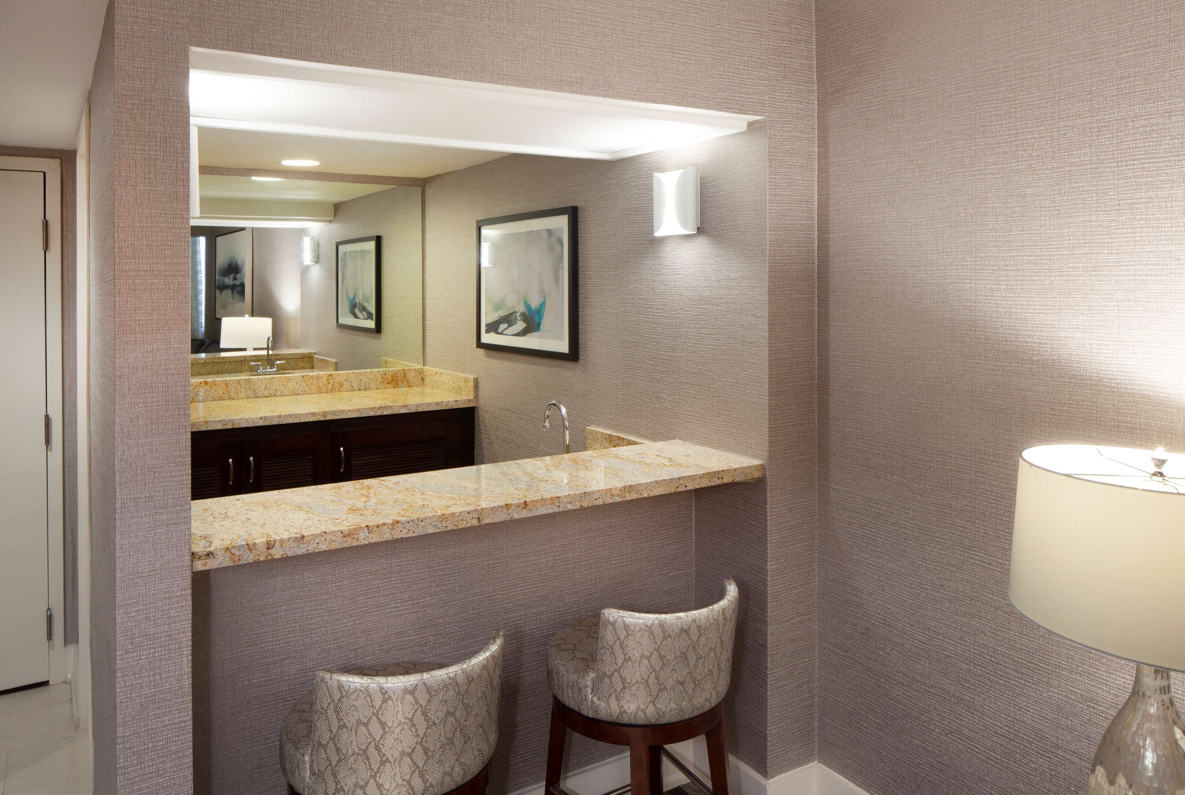 Minibar