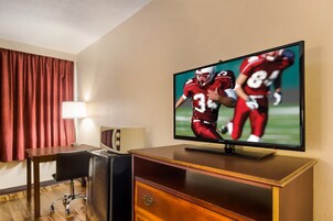 Deluxe Room, 2 Queen Beds, Non Smoking | Desk, blackout drapes, free WiFi, bed sheets