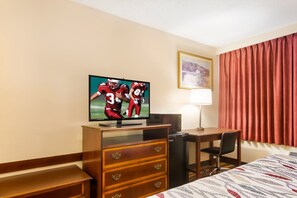 Quarto luxo, 1 cama King, para não fumantes | Escrivaninha, cortinas blackout, Wi-Fi de cortesia, roupa de cama
