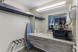 Standard Room, 2 Queen Beds, Non Smoking, Poolside | Premium bedding, desk, blackout drapes, iron/ironing board - Rodeway Inn Homosassa (Homosassa)