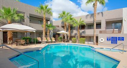 Hotel Tempe/Phoenix Airport InnSuites Hotel & Suites