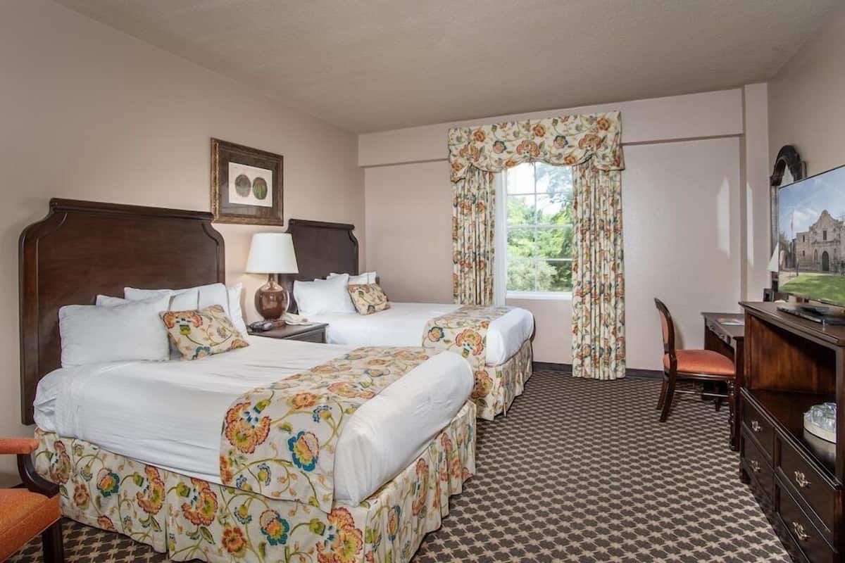 Desk, iron/ironing board, free WiFi, bed sheets