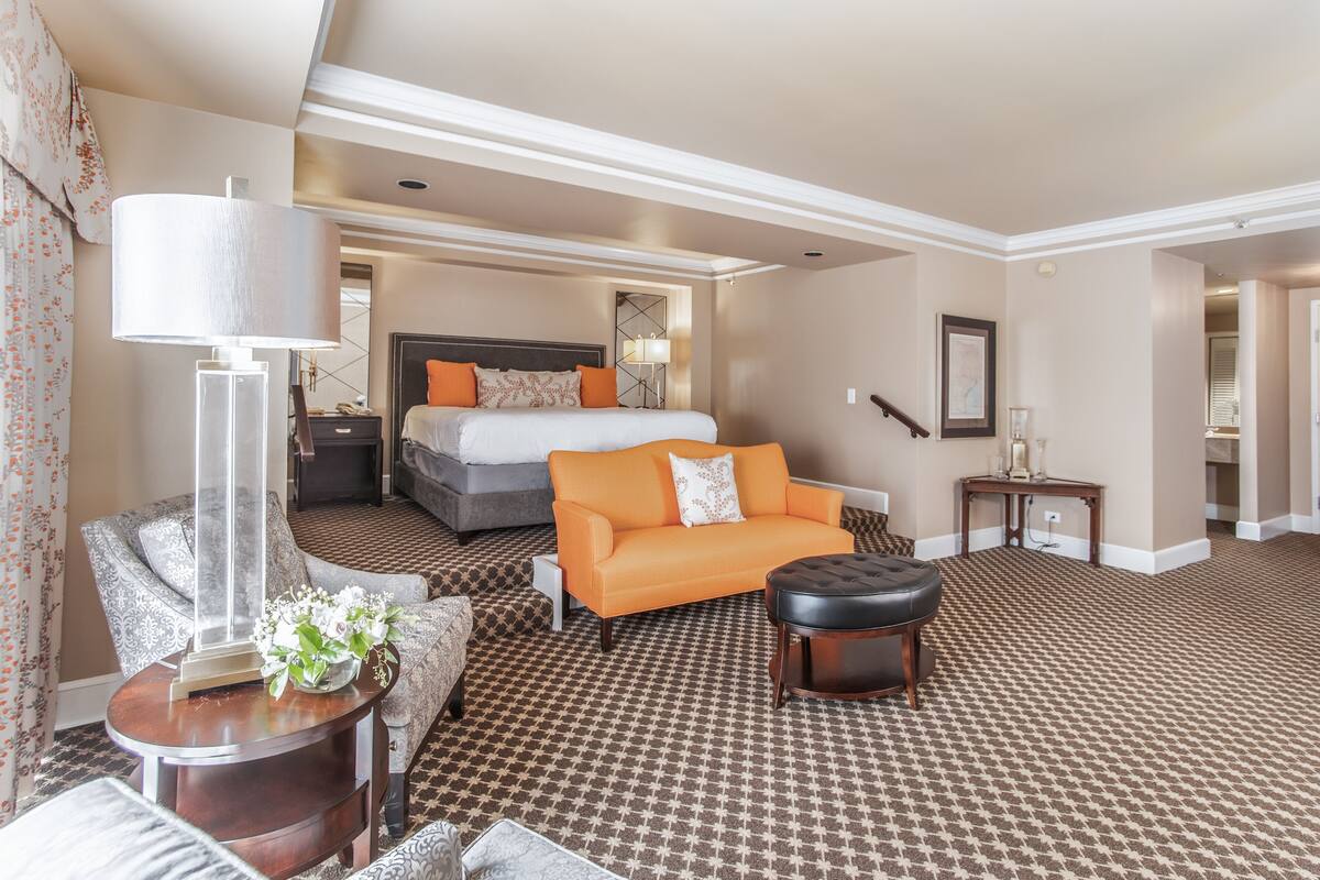 1 bedroom, desk, iron/ironing board, free wifi